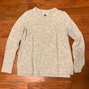 Light grey sweater